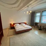Panzió Passage 84 - Hotel&café