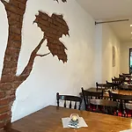 Passage 84 - Hotel&café Panzió
