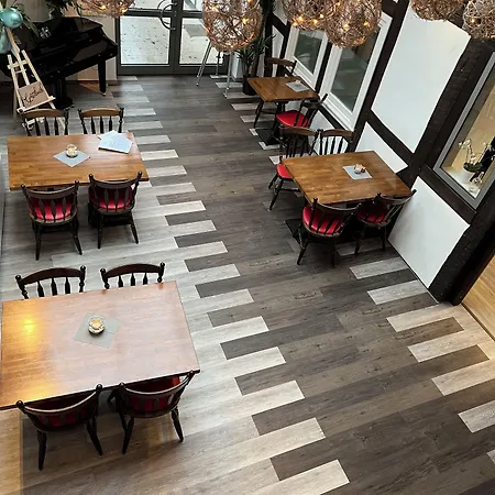 Passage 84 - & Cafe Alojamento de Acomodação e Pequeno-almoço Heiligenstadt