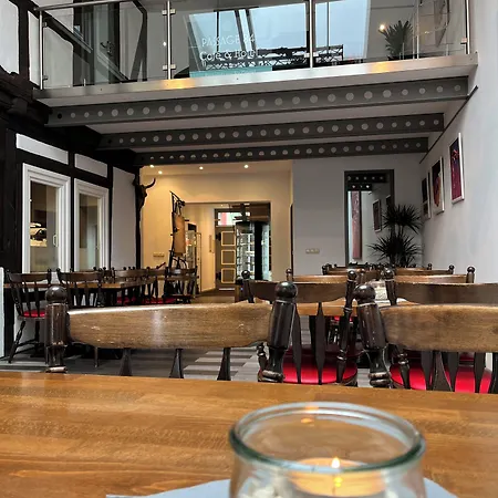 Passage 84 - Hotel&café Bed & Breakfast
