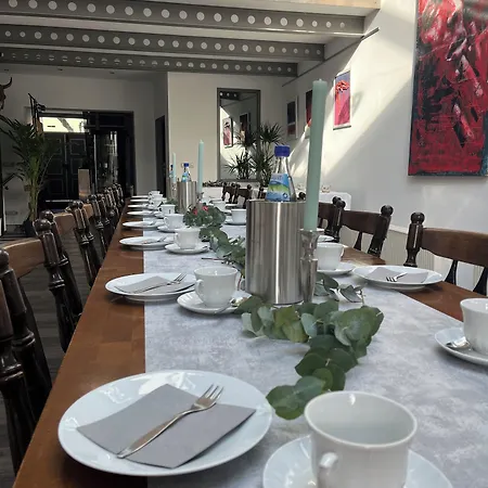 Passage 84 - Hotel&café Bed & Breakfast 3*