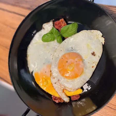 Passage 84 - Hotel&café Bed & Breakfast 3*