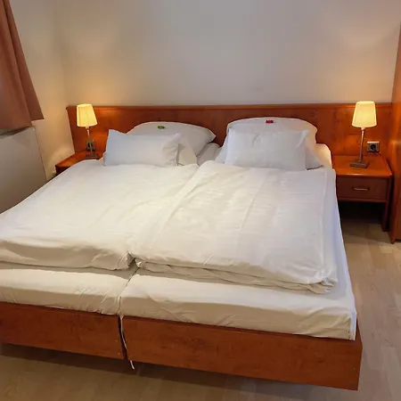 Bed & Breakfast Passage 84 - Hotel&café