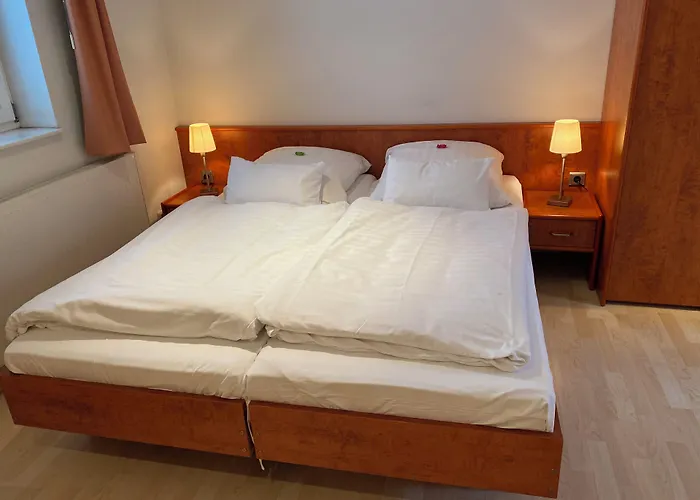 Bed and Breakfast Passage 84 - & Cafe